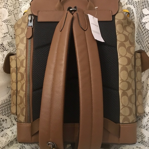 Hudson Backpack In Colorblock Signature Canvas - Picture 8 of 12